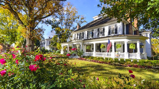Top Color Trends for Homes in 2026: What to Avoid