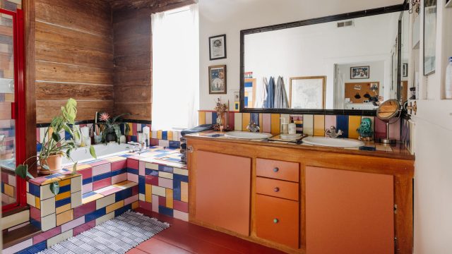 Rediscovering Vintage Bathroom Comfort: The Return of Folding Wall Seats