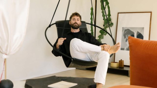 Gabriel Yuri's Innovative Use of Material Transforms Spaces