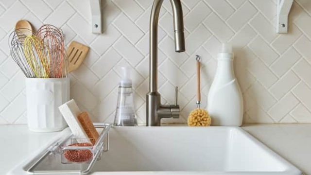 Revolutionizing Kitchen Cleaning: The Benefits of Solid Dish Soap
