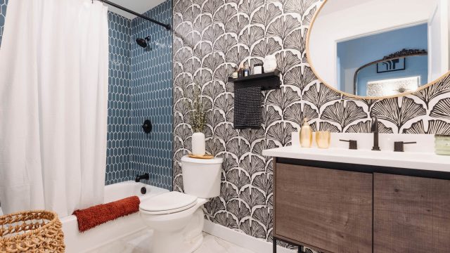 Transform Your Bathroom with Stylish Ceramic Accessories