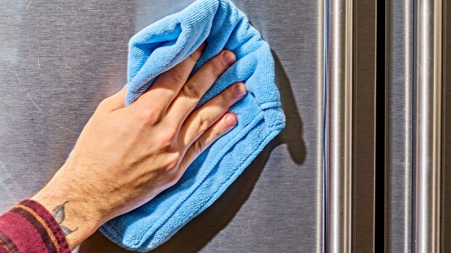 Reviving Grandma's Tips: Stainless Steel Cleaning for Modern Homes
