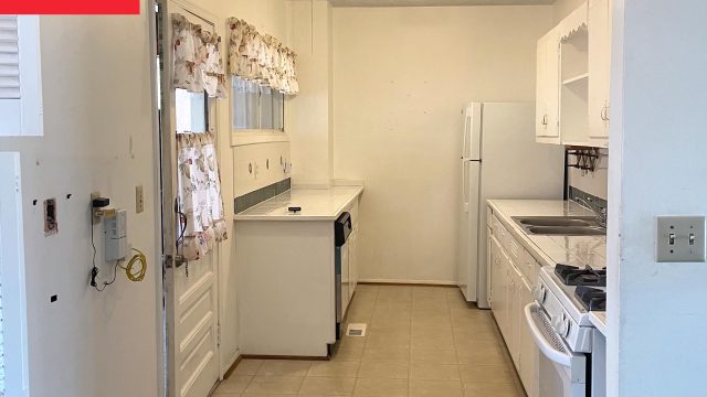 Transforming Tiny Spaces: Creative Solutions for Small Kitchens
