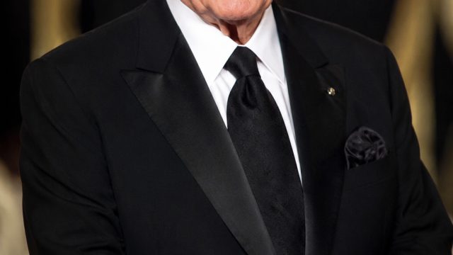 Remembering Clive Davis: A Legacy of Musical Innovation and Influence