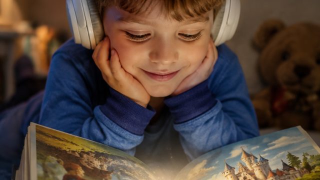 AI Voices in Audiobooks: A Trend Shaping the Future of Storytelling